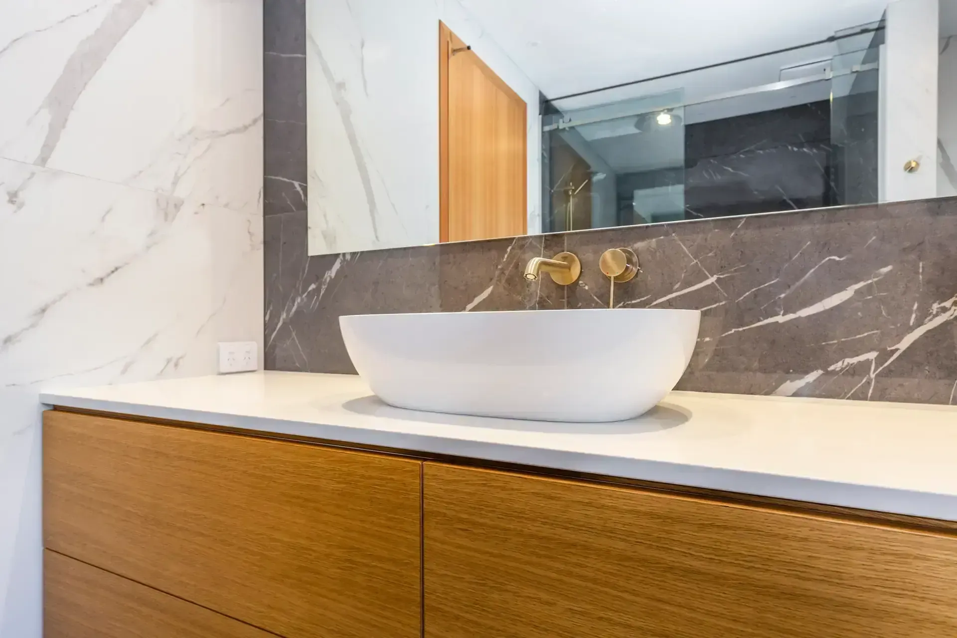 Bathroom stone vanities